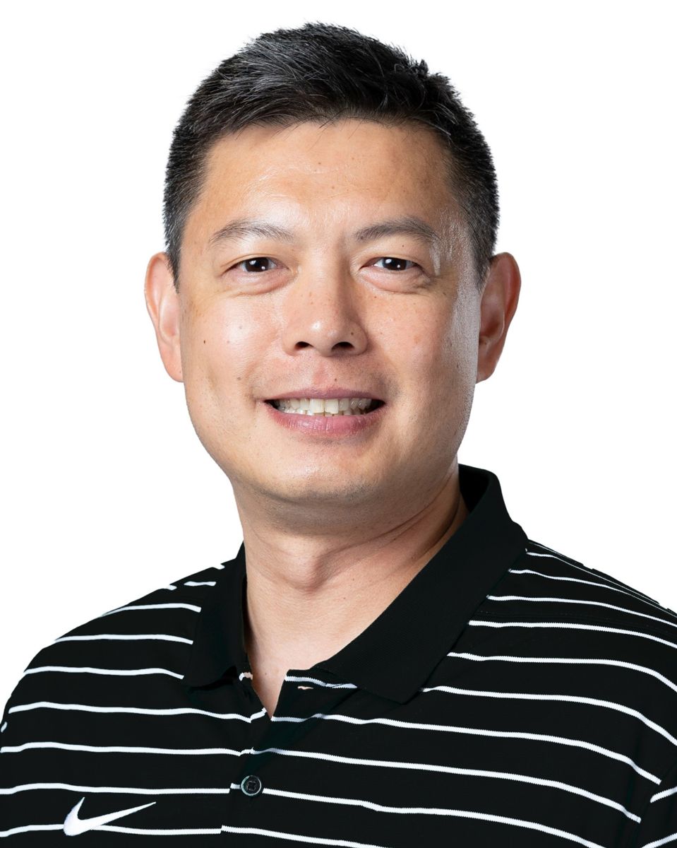 Associate Head Coach Zheng Xiang